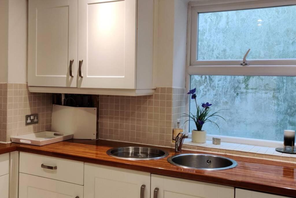 Extremely Well Located Seafront 1 Bedroom Apartment In Hove Buitenkant foto